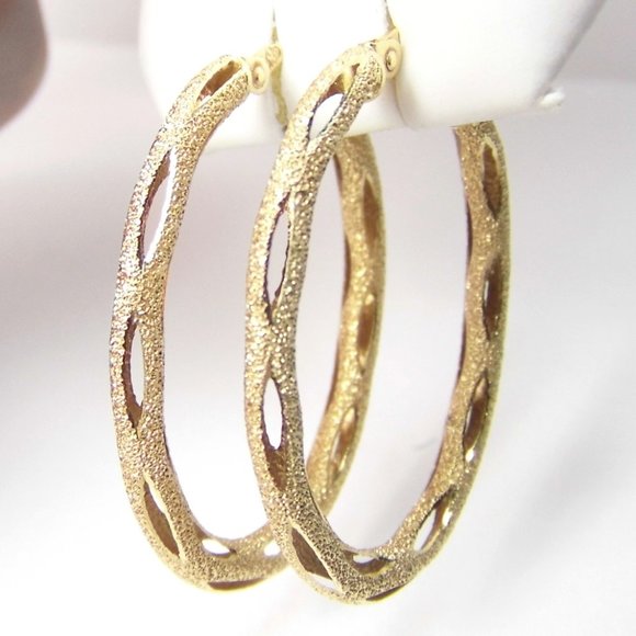 10K yellow GOLD Oval HOOP Cut out Earrings 1.25" - Picture 3 of 9